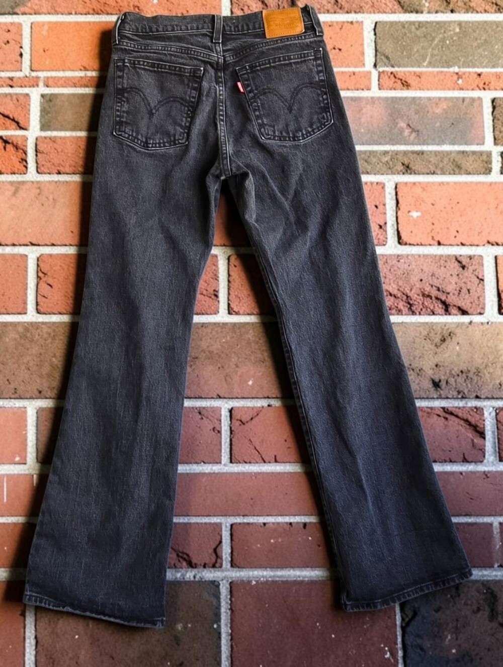 Levi’s Premium Wedgie Bootcut Jeans 26 Black Wash High Rise Button Fly - Picture 3 of 9
